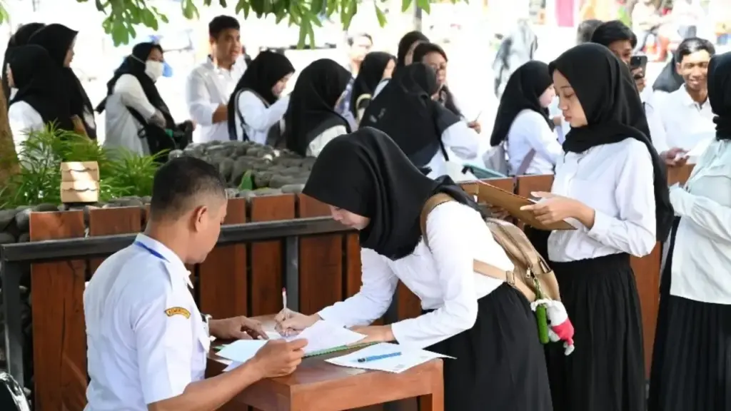 Pemprov Jateng Ajukan Kuota 700 Formasi CPNS dan PPPK