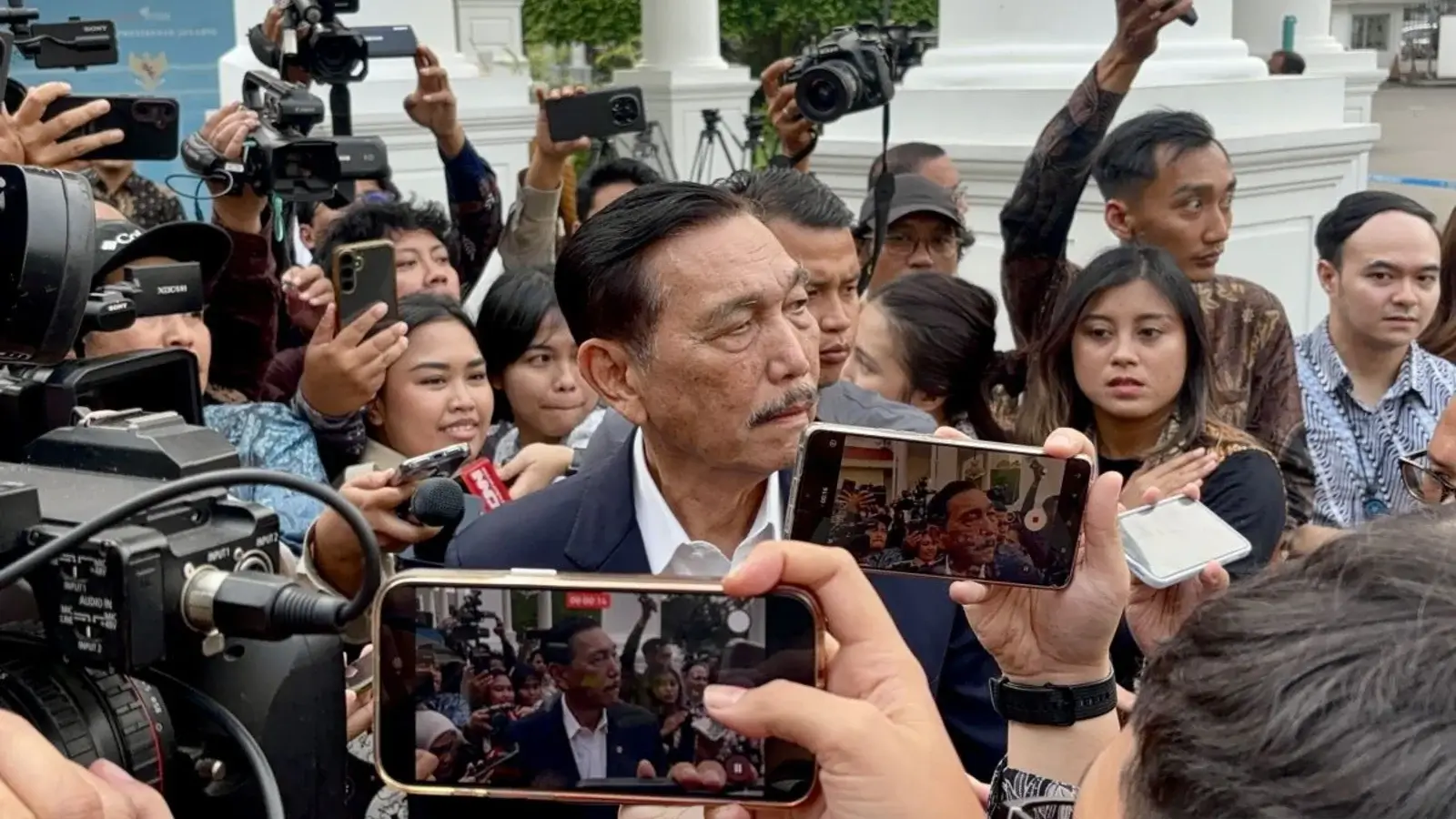 Presiden Prabowo Panggil Luhut Pandjaitan